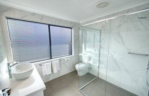 Albany Motel & Apartments - Accommodation in Surfers Paradise 6