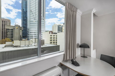 Oaks Perth Hotel - Accommodation in Surfers Paradise 13