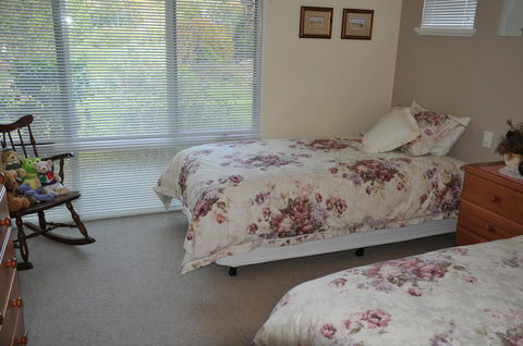 Glenelg On King Bed & Breakfast - Accommodation in Surfers Paradise 28