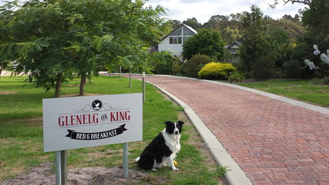 Glenelg On King Bed & Breakfast - Accommodation in Surfers Paradise 12