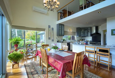 Glenelg On King Bed & Breakfast - Accommodation in Surfers Paradise 8