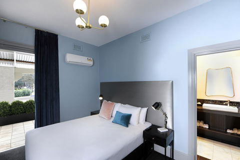 The Stirling Arms Hotel - Accommodation in Surfers Paradise 25