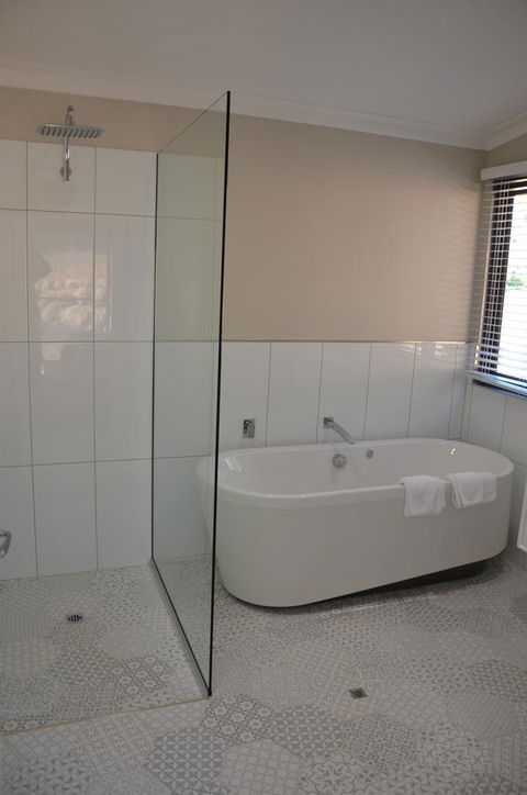 The Floating Forest - Accommodation in Surfers Paradise 24