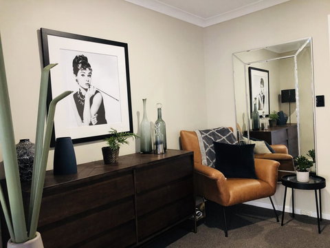 West Beach Lagoon 220 Stylish And Cozy - Accommodation in Surfers Paradise 12