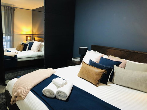 West Beach Lagoon 220 Stylish And Cozy - Accommodation in Surfers Paradise 3