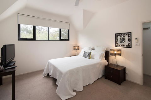 Pegasus - Accommodation in Surfers Paradise 7
