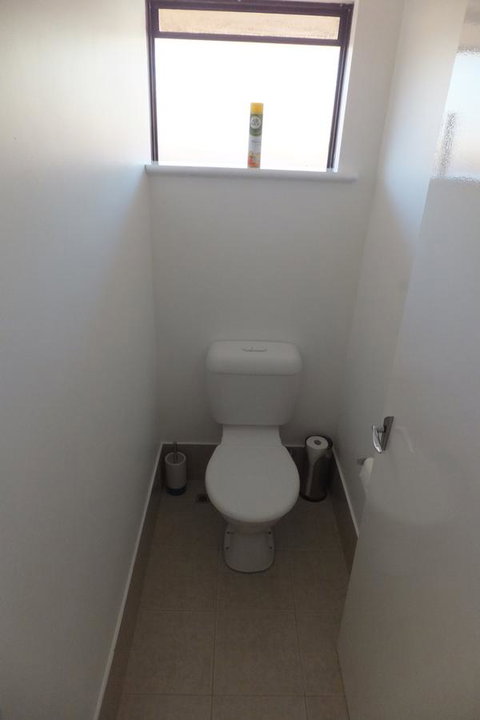 Ocean Beach Chalet 18 - Accommodation in Surfers Paradise 19