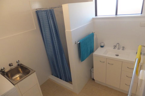 Ocean Beach Chalet 18 - Accommodation in Surfers Paradise 20