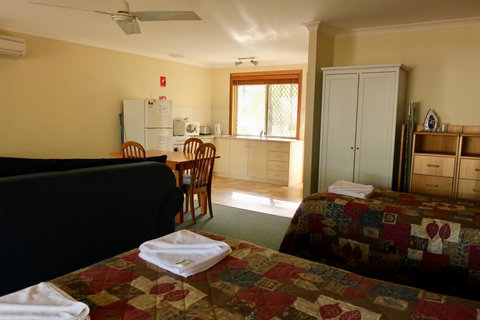 Travellers Rest Motel - Accommodation in Surfers Paradise 14