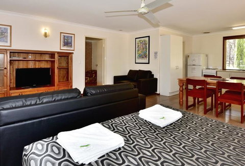 Travellers Rest Motel - Accommodation in Surfers Paradise 3