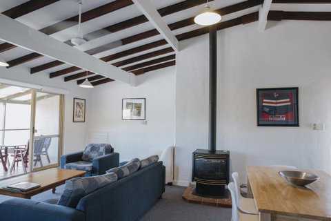 Canal Rocks Beachfront Apartments - Accommodation in Surfers Paradise 29