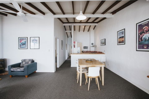 Canal Rocks Beachfront Apartments - Accommodation in Surfers Paradise 23
