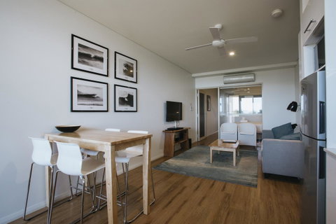 Canal Rocks Beachfront Apartments - Accommodation in Surfers Paradise 43