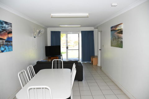 Kalbarri Seafront Villas - Accommodation in Surfers Paradise 3