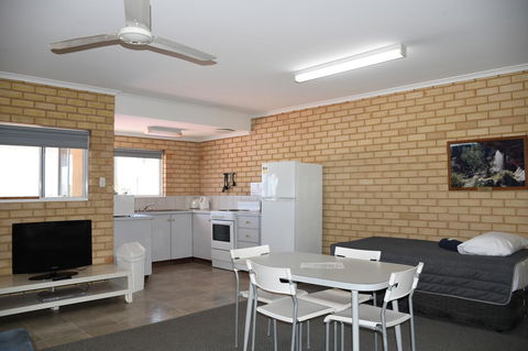 Kalbarri Seafront Villas - Accommodation in Surfers Paradise 16