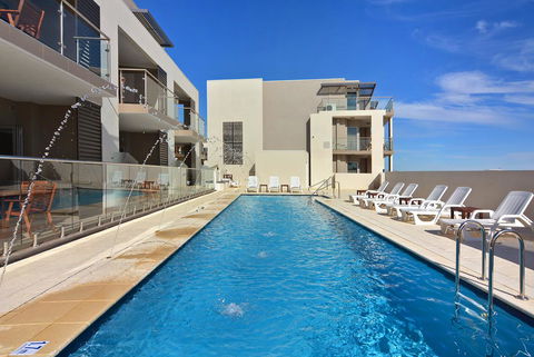 Bunbury Seaview Apartments - Accommodation in Surfers Paradise 4