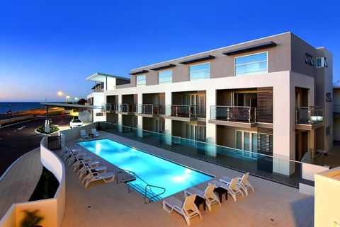 Bunbury Seaview Apartments - Accommodation in Surfers Paradise 0