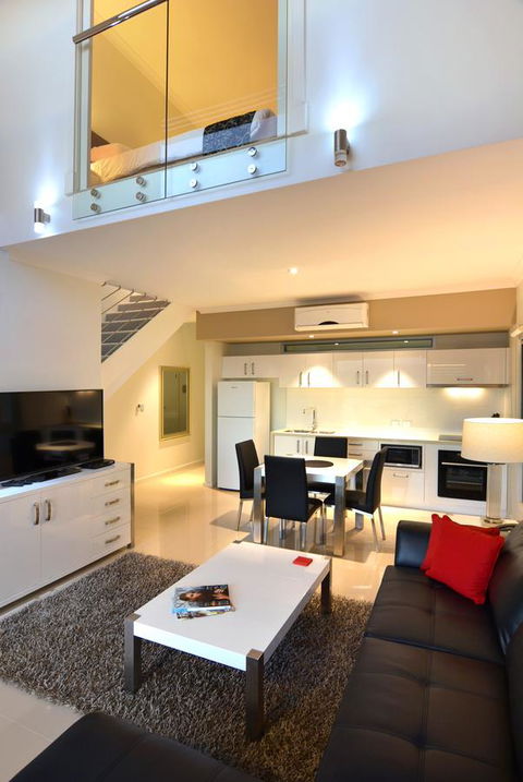 Bunbury Seaview Apartments - Accommodation in Surfers Paradise 9