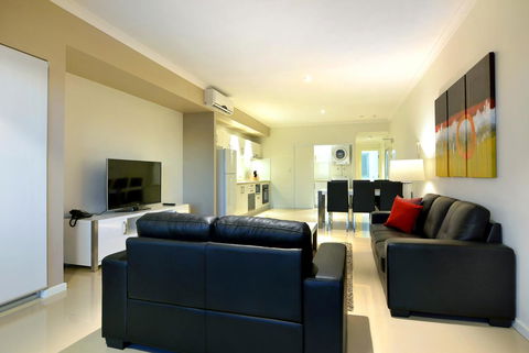 Bunbury Seaview Apartments - Accommodation in Surfers Paradise 10