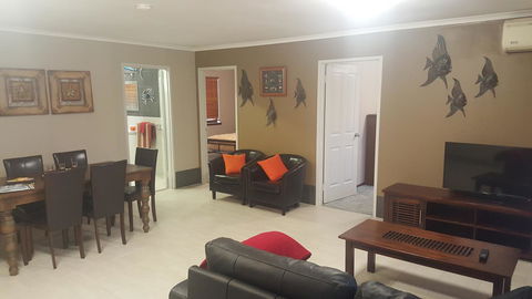 Whitlock Stays - Accommodation in Surfers Paradise 0