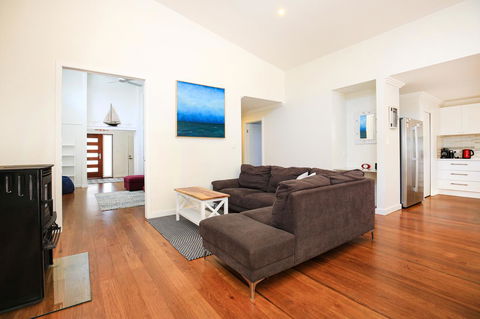 Calming Waters - Pet Friendly - Community Pool - Accommodation in Surfers Paradise 10