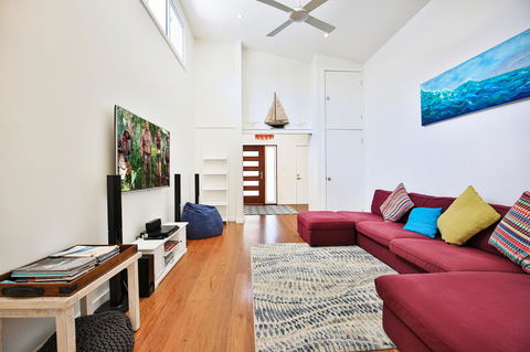 Calming Waters - Pet Friendly - Community Pool - Accommodation in Surfers Paradise 3