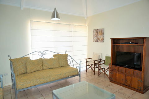 Osprey Holiday Village Unit 110 - Accommodation in Surfers Paradise 6