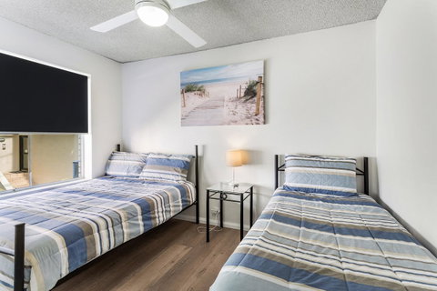 Laman Lodge, Unit 2, 15 Laman Street - Accommodation in Surfers Paradise 10
