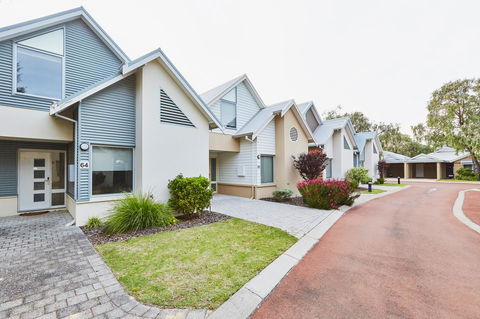 Cape View Beach Resort - Accommodation in Surfers Paradise 3