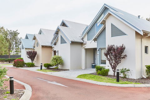 Cape View Beach Resort - Accommodation in Surfers Paradise 4
