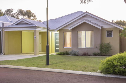 Cape View Beach Resort - Accommodation in Surfers Paradise 33