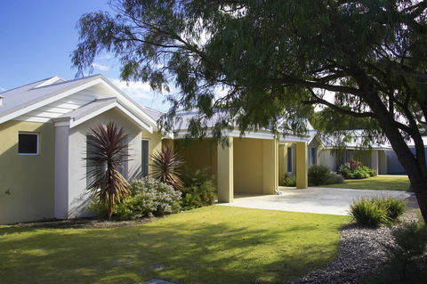 Cape View Beach Resort - Accommodation in Surfers Paradise 30