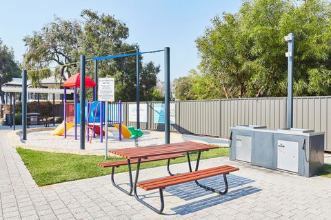 Cape View Beach Resort - Accommodation in Surfers Paradise 16