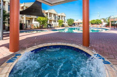 Country Comfort Perth - Accommodation in Surfers Paradise 35