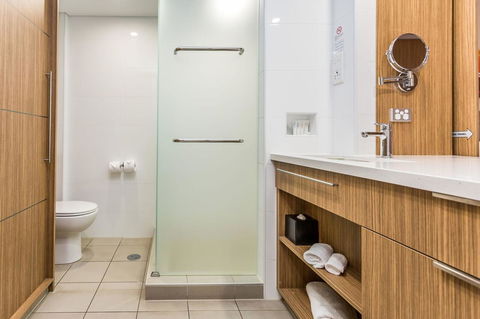 Country Comfort Perth - Accommodation in Surfers Paradise 28