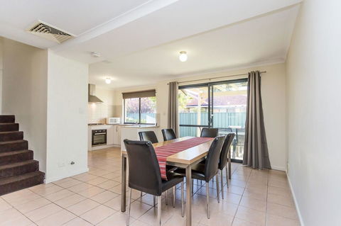 Country Comfort Perth - Accommodation in Surfers Paradise 20