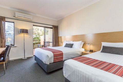 Country Comfort Perth - Accommodation in Surfers Paradise 34