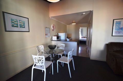 West Beach Lagoon 123 - Location & Views!!! - Accommodation in Surfers Paradise 7