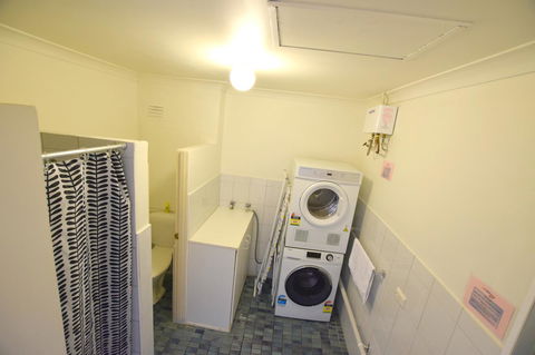West Beach Lagoon 123 - Location & Views!!! - Accommodation in Surfers Paradise 9