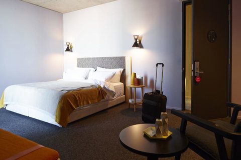 Alex Hotel - Accommodation in Surfers Paradise 26