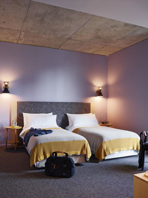 Alex Hotel - Accommodation in Surfers Paradise 15