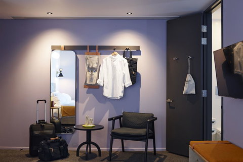 Alex Hotel - Accommodation in Surfers Paradise 11