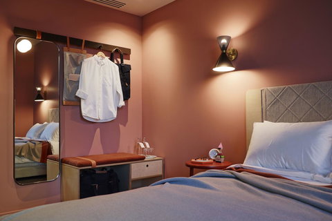 Alex Hotel - Accommodation in Surfers Paradise 27