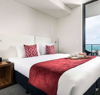 Ramada by Wyndham VetroBlu Scarborough Beach - Accommodation in Surfers Paradise