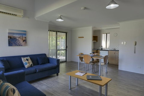 Amalfi Resort - Accommodation in Surfers Paradise 17