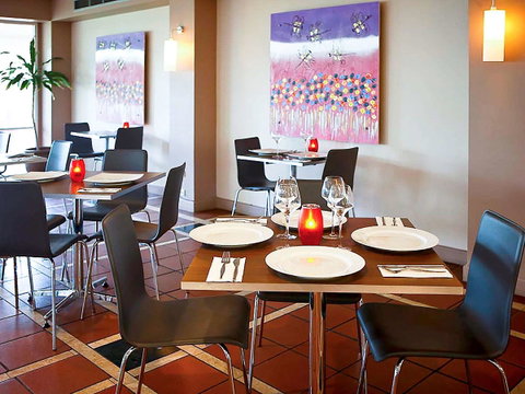 The Continental Hotel - Accommodation in Surfers Paradise 31