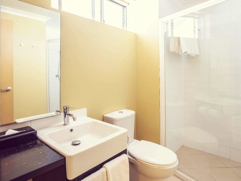 The Continental Hotel - Accommodation in Surfers Paradise 41