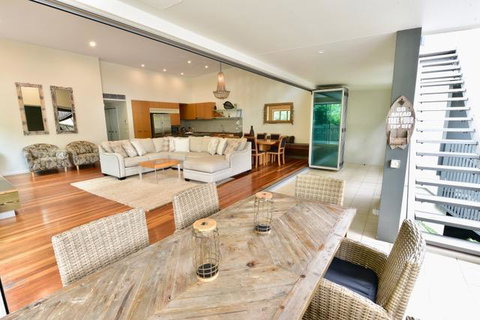 East On Byron - Accommodation in Surfers Paradise 14