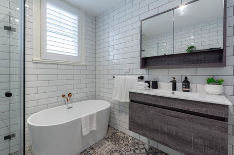 Heritage Townhouse Near Harbour Bridge - Accommodation in Surfers Paradise 9