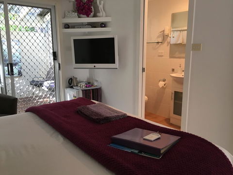 Nelson Bay Bed & Breakfast - Accommodation in Surfers Paradise 21